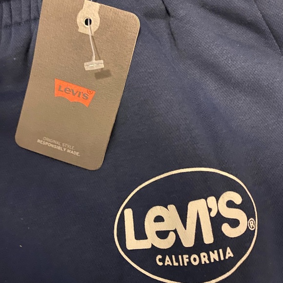 Levi’s Sweatpants - Picture 2 of 5